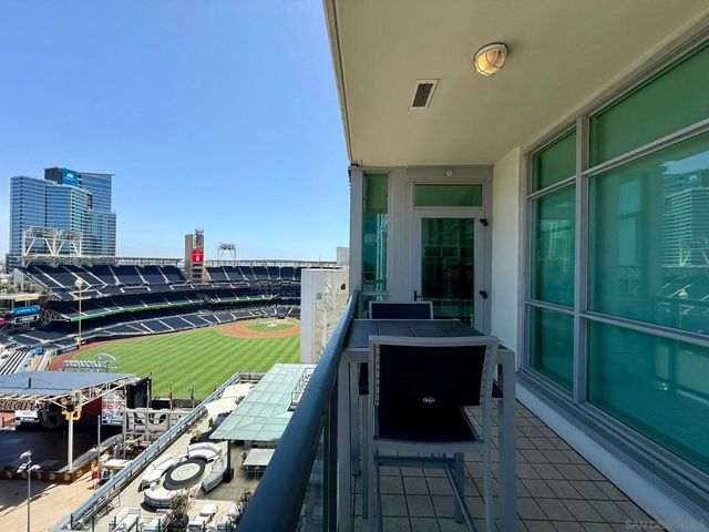 325 7th Avenue 1102, San Diego, CA 92101