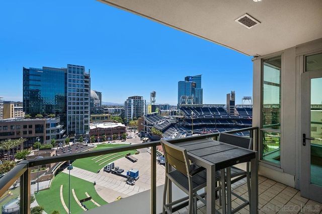 325 7th Avenue 1102, San Diego, CA 92101