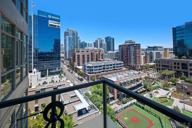 325 7th Avenue 1102, San Diego, CA 92101