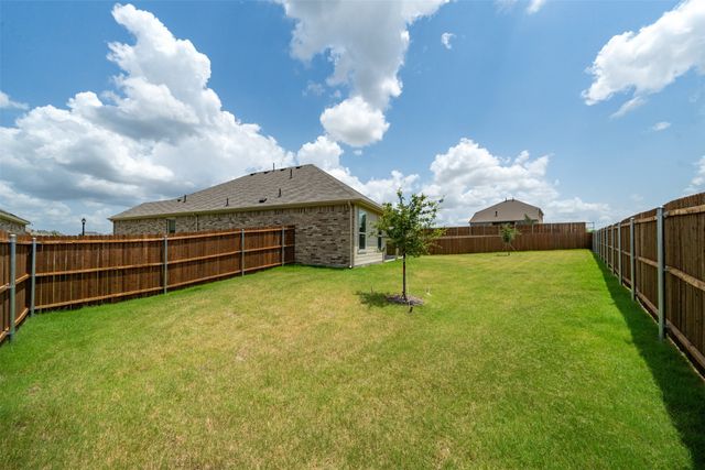 337 Sedalia Trail, Justin, TX 76247