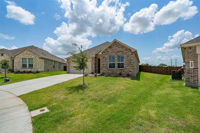 337 Sedalia Trail, Justin, TX 76247