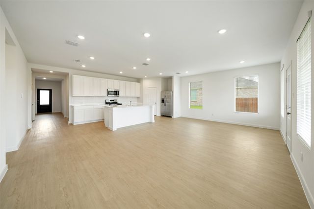 337 Sedalia Trail, Justin, TX 76247