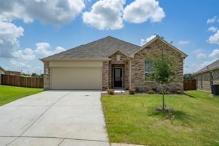 337 Sedalia Trail, Justin, TX 76247