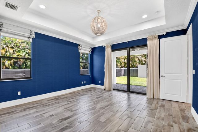 7563 Moonrise Drive, Lake Worth, FL 33467