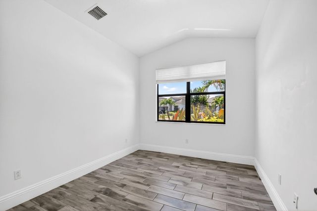 7563 Moonrise Drive, Lake Worth, FL 33467