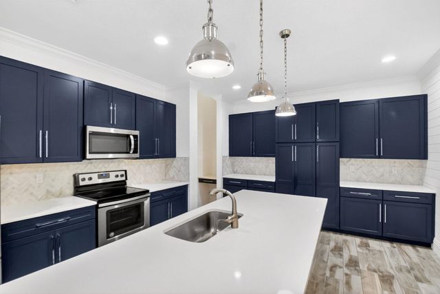 7563 Moonrise Drive, Lake Worth, FL 33467