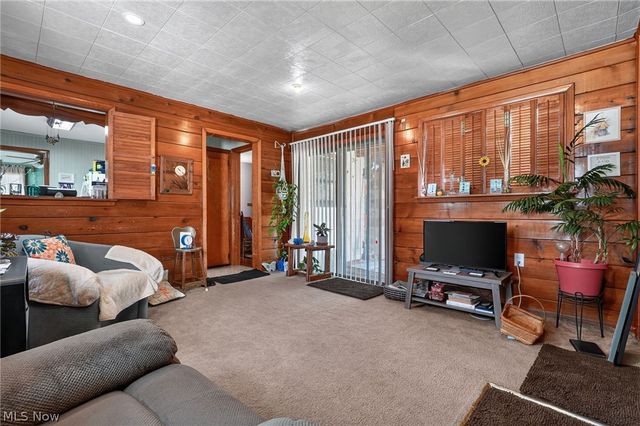306 Everett Street, Grand River, OH 44045