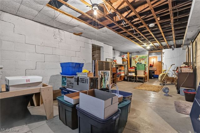 306 Everett Street, Grand River, OH 44045