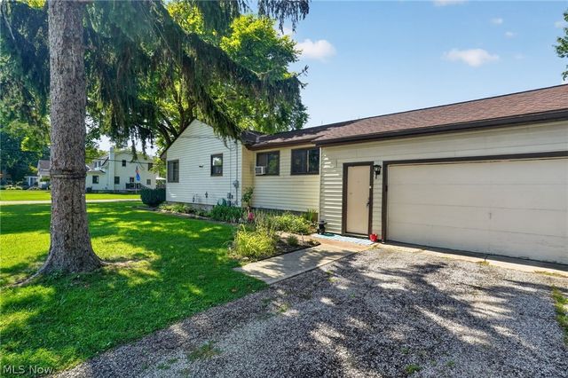 306 Everett Street, Grand River, OH 44045