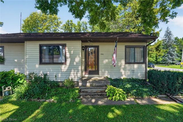 306 Everett Street, Grand River, OH 44045