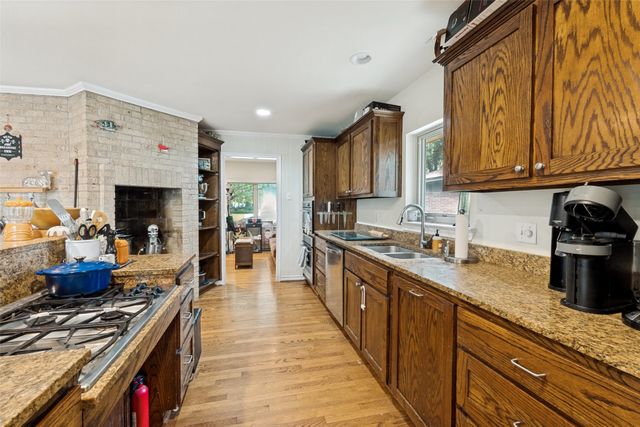 4620 Surf Drive, Dallas, TX 75214