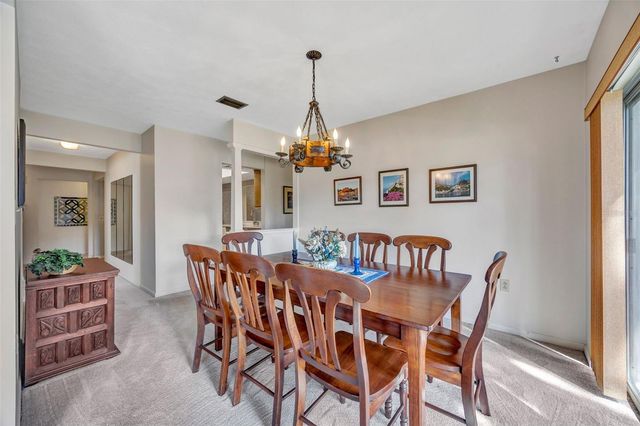 1011 MEADOWCREST DRIVE, Valrico, FL 33594