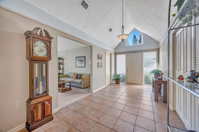 1011 MEADOWCREST DRIVE, Valrico, FL 33594