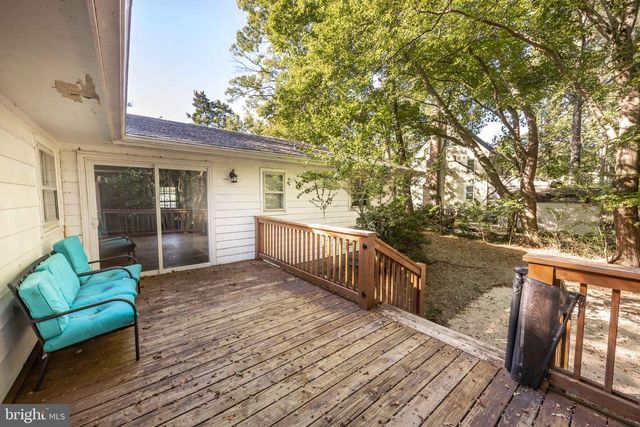 1105 MIDDLE NECK DR, Salisbury, MD 21804