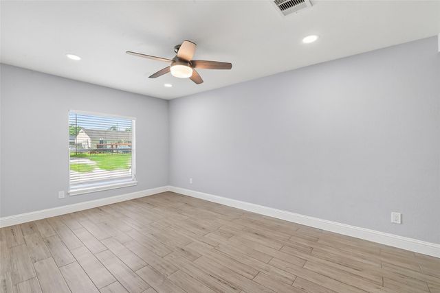 1007 Longley St, South Houston, TX 77587
