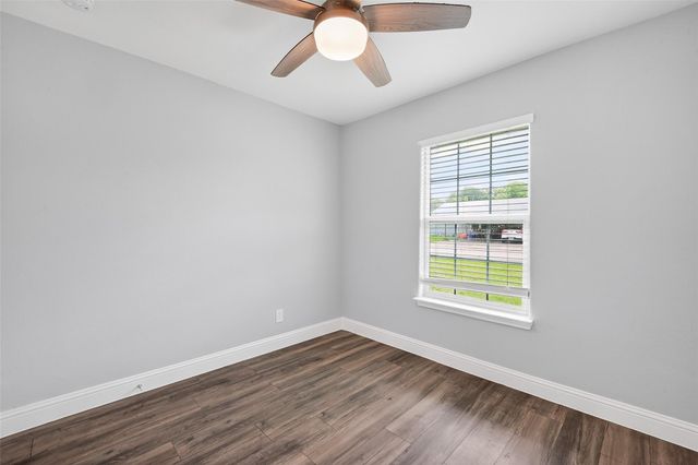 1007 Longley St, South Houston, TX 77587