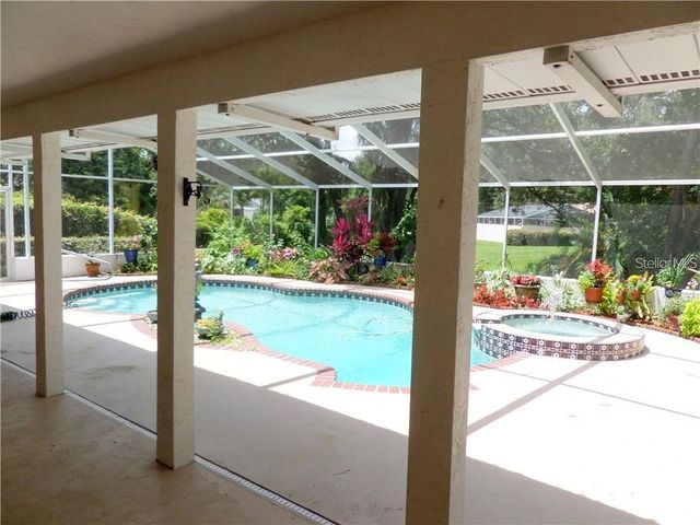 3601 GARDEN LAKES CLENET, Bradenton, FL 34203