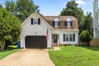 1025 Stillmeadows CT, Chesapeake, VA 23320