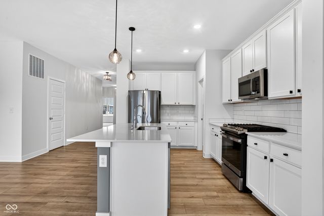 7061 Stetson Drive, Whitestown, IN 46075