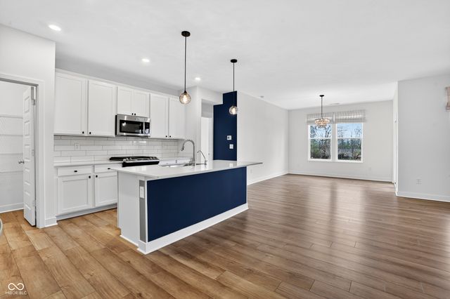 7061 Stetson Drive, Whitestown, IN 46075