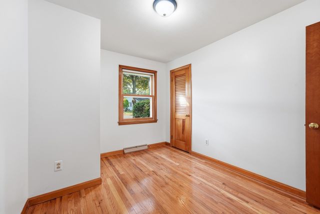 30 French St, Springfield, MA 01104