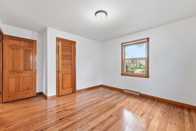 30 French St, Springfield, MA 01104