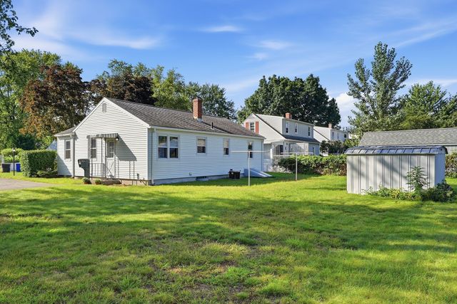 30 French St, Springfield, MA 01104
