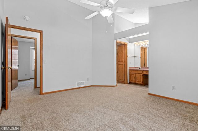 2311 Grange Avenue N, Oakdale, MN 55128