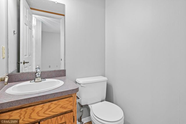 2311 Grange Avenue N, Oakdale, MN 55128