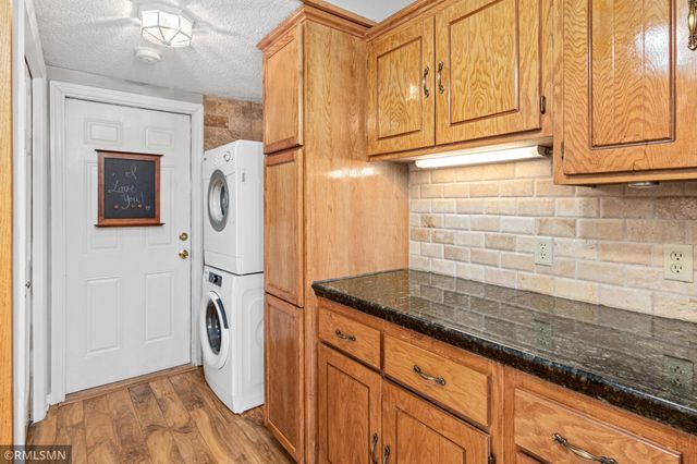 2311 Grange Avenue N, Oakdale, MN 55128