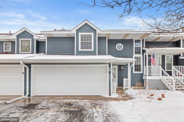 2311 Grange Avenue N, Oakdale, MN 55128