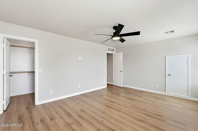 18047 W CARIBBEAN Lane, Surprise, AZ 85388