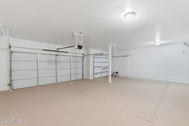 18047 W CARIBBEAN Lane, Surprise, AZ 85388