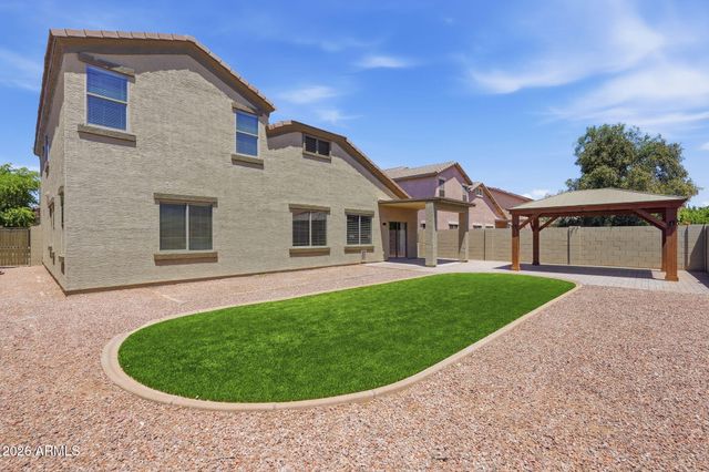 18047 W CARIBBEAN Lane, Surprise, AZ 85388