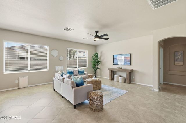 18047 W CARIBBEAN Lane, Surprise, AZ 85388