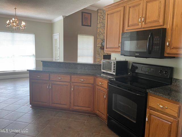 17994 Lake Breeze Drive, Saucier, MS 39574