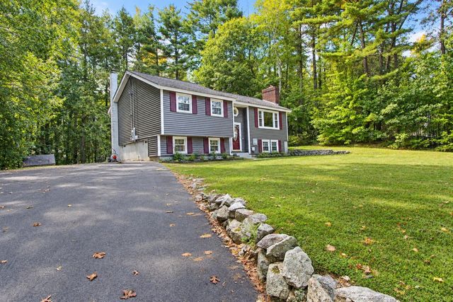 12 Roundtree Drive, Merrimack, NH 03054
