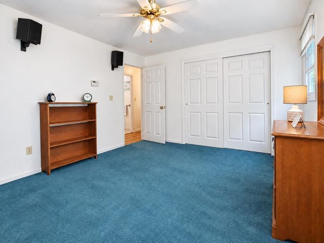 12 Roundtree Drive, Merrimack, NH 03054