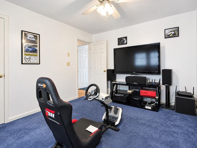 12 Roundtree Drive, Merrimack, NH 03054