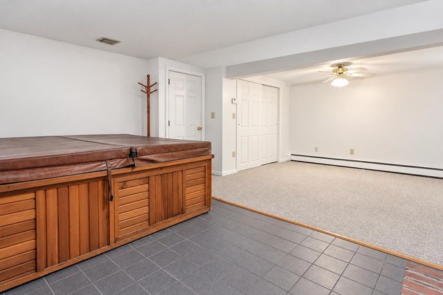 12 Roundtree Drive, Merrimack, NH 03054