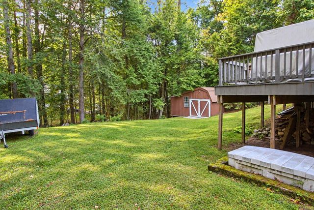 12 Roundtree Drive, Merrimack, NH 03054