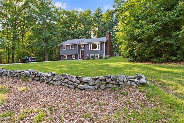 12 Roundtree Drive, Merrimack, NH 03054