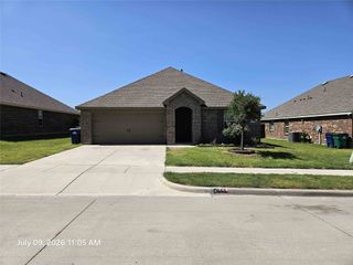 555 Royal Pine Drive, Fate, TX 75087