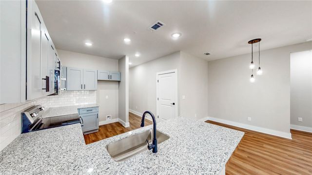 3709 Bonnie Brae Street, Denton, TX 76226