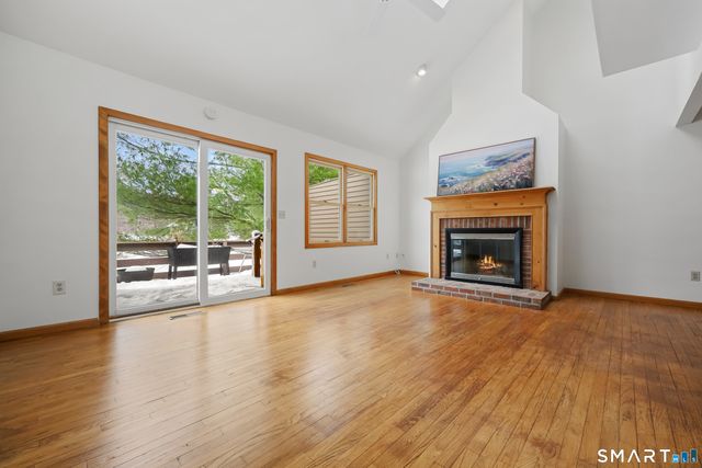 21 Rockview Circle 21, Monroe, CT 06468