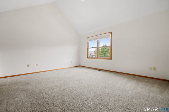 21 Rockview Circle 21, Monroe, CT 06468