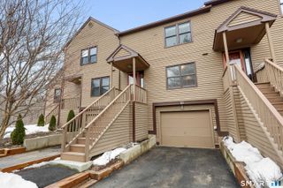 21 Rockview Circle 21, Monroe, CT 06468