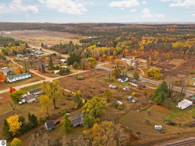 3025 Factory Street, Kingsley, MI 49649