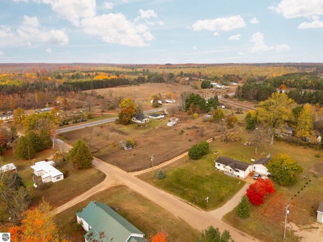 3025 Factory Street, Kingsley, MI 49649