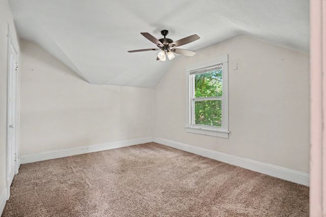 236 15TH Avenue, East Moline, IL 61244
